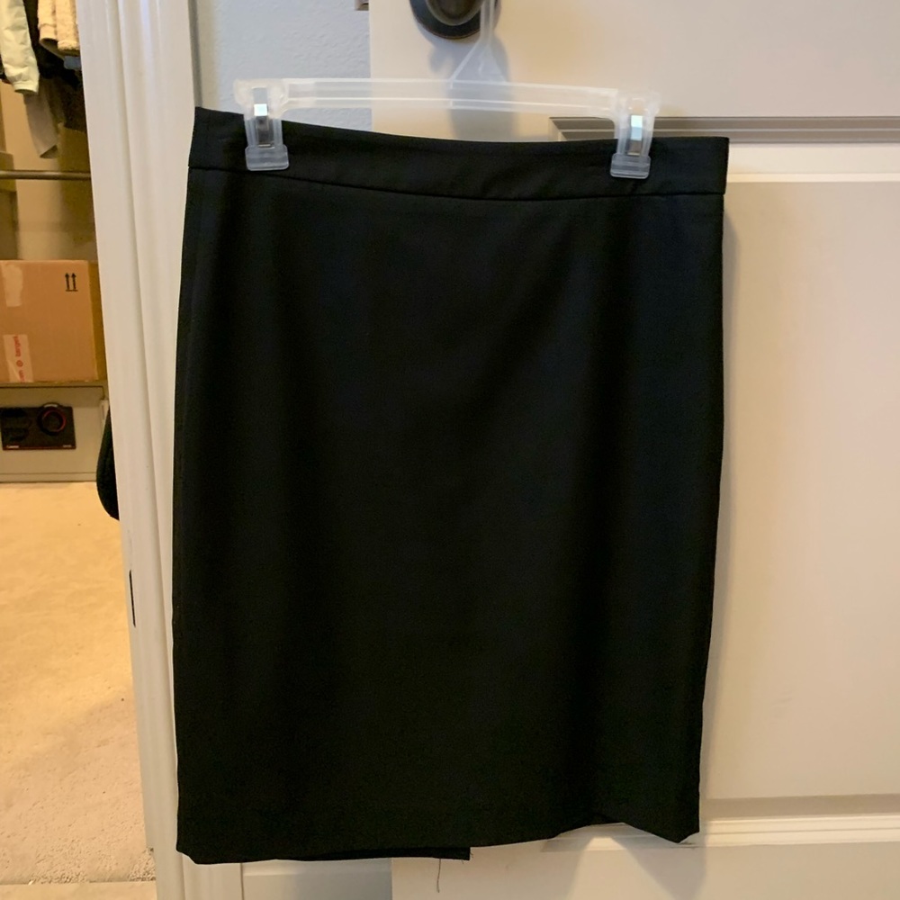 Banana Republic Pencil skirt